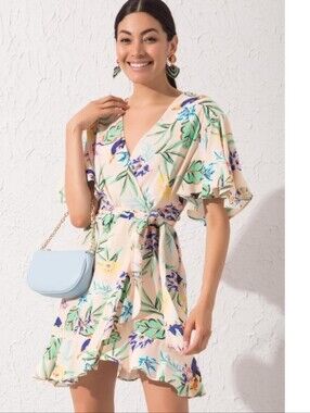 BLS womens Dresses Floral Wrap Mini Dress